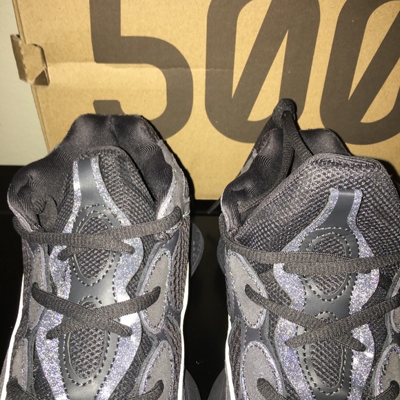 Yeezy  500 - Picture 4 of 8